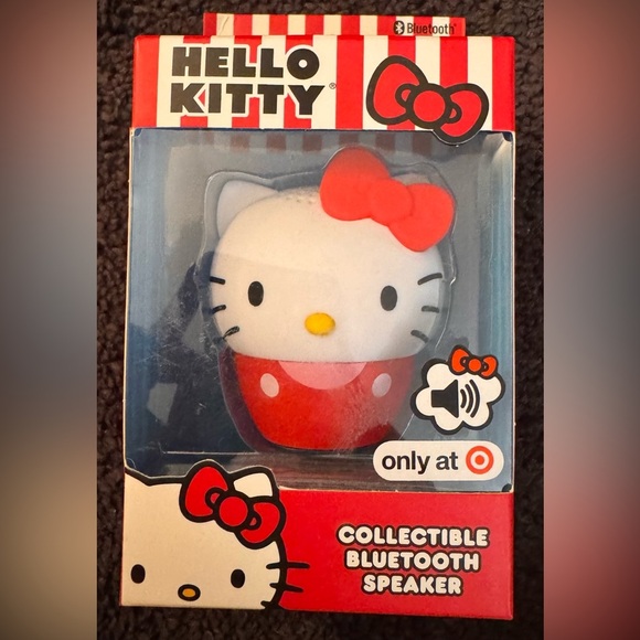 Hello Kitty Bitty Boomer Bluetooth Speaker - Picture 5 of 6
